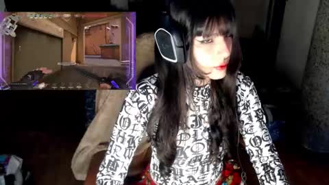 Snapshot of givenom chatting on 24, 10, 2025 dirtyvenom online show from 24, 10, 2025