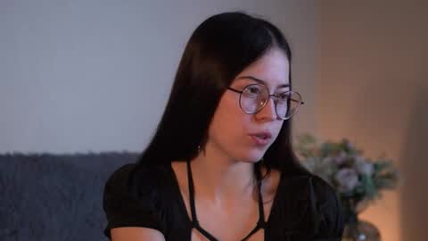 Agness online show from 28, 10, 2025