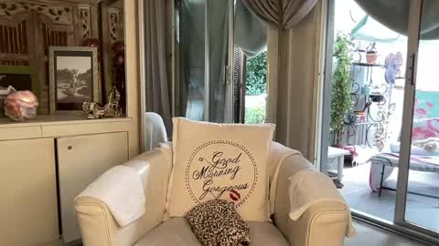 Gl1tter Barbie online show from 3, 6, 2026
