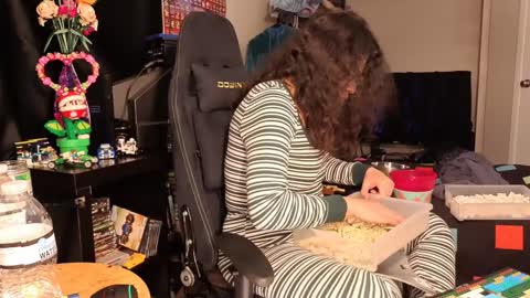 Snapshot of glaceon9 chatting on 6, 2, 2025 glaceon9 online show from 6, 2, 2025