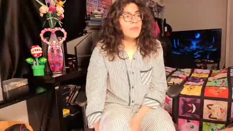 Snapshot of glaceon9 chatting on 19, 2, 2025 glaceon9 online show from 19, 2, 2025