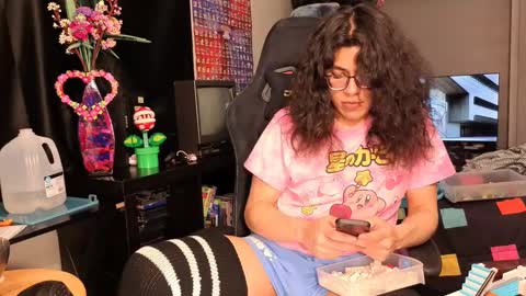 Snapshot of glaceon9 chatting on 8, 3, 2025 glaceon9 online show from 8, 3, 2025