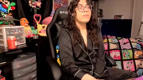 Snapshot of glaceon9 chatting on 6, 10, 2025 glaceon9 online show from 6, 10, 2025