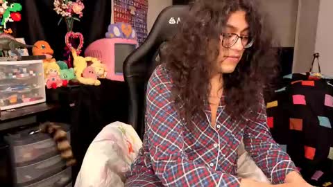 Snapshot of glaceon9 chatting on 9, 10, 2025 glaceon9 online show from 9, 10, 2025