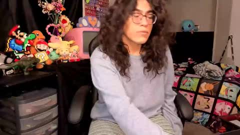 Snapshot of glaceon9 chatting on 5, 11, 2025 glaceon9 online show from 5, 11, 2025