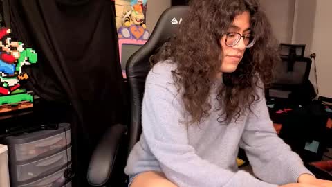 Snapshot of glaceon9 chatting on 16, 11, 2025 glaceon9 online show from 16, 11, 2025