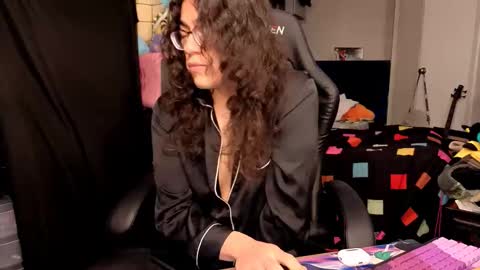 Snapshot of glaceon9 chatting on 29, 11, 2025 glaceon9 online show from 29, 11, 2025