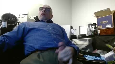 glaikind925958 online show from 8, 4, 2026