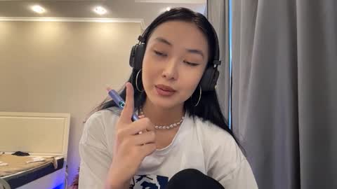 Mia online show from 15, 3, 2026