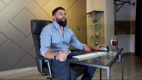 Matthew .. for short call me Matt online show from 22, 2, 2025