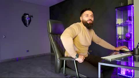 Matthew .. for short call me Matt online show from 4, 3, 2025