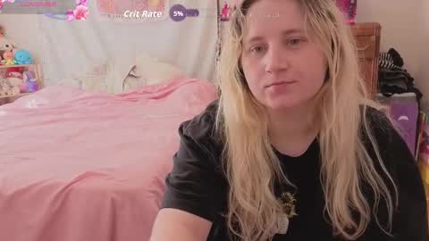 Glitch online show from 5, 12, 2025