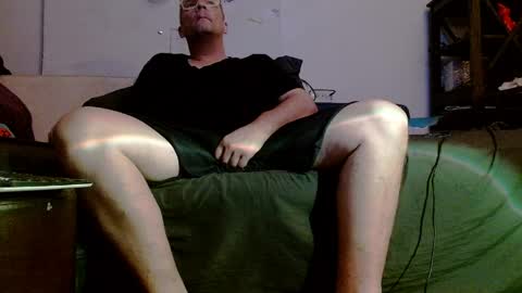 glitterstud online show from 25, 4, 2026