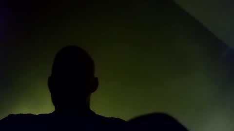 Snapshot of glizzy4u chatting on 3, 11, 2025 glizzy4u online show from 3, 11, 2025