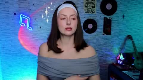 Snapshot of glo_lo chatting on 4, 3, 2025 Bye everybody Ill be online Monday December 2nd Saturday and Sunday off online show from 4, 3, 2025