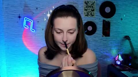 Snapshot of glo_lo chatting on 5, 3, 2025 Bye everybody Ill be online Monday December 2nd Saturday and Sunday off online show from 5, 3, 2025