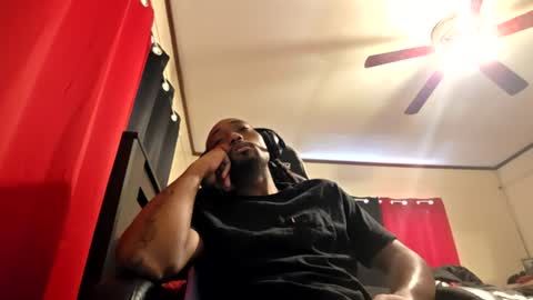Snapshot of glomightyj chatting on 24, 6, 2026 glomightyj online show from 24, 6, 2026