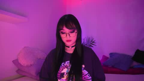 Mimi online show from 17, 4, 2026