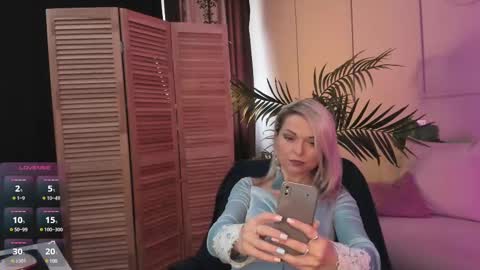 Gloria online show from 25, 2, 2025