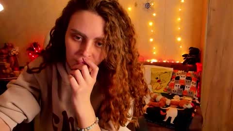 Gloria Wood online show from 29, 12, 2024