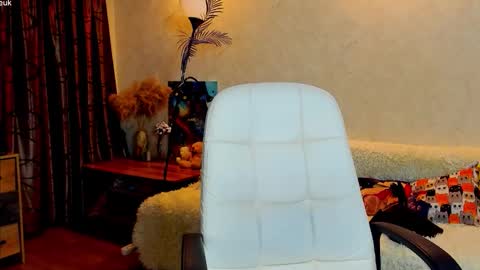 Gloria Wood online show from 17, 11, 2025