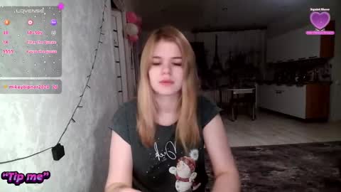  Roxy  online show from 7, 1, 2025