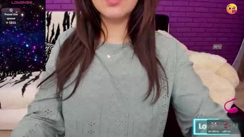 Mia online show from 4, 12, 2025