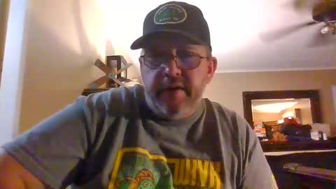 Snapshot of gobey33 chatting on 13, 10, 2025 IDKIDCIDGAF online show from 13, 10, 2025