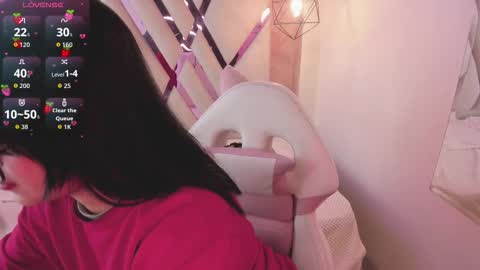 M A R T I N A  online show from 6, 2, 2026