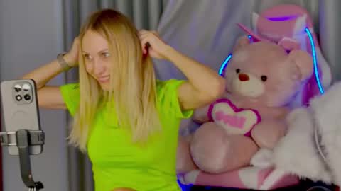 Katarina online show from 5, 11, 2025