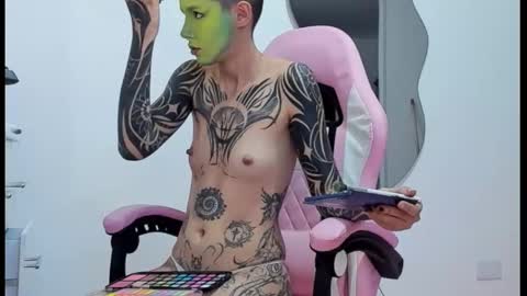 Snapshot of goddess_vee_ chatting on 31, 10, 2025 vee online show from 31, 10, 2025