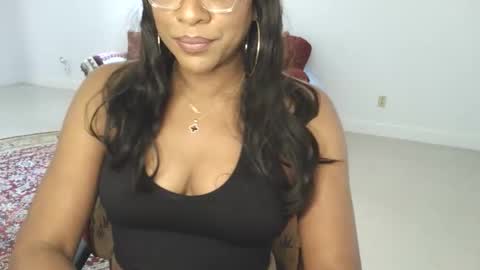 Snapshot of goddess_xandra_xquisite chatting on 22, 4, 2026 Xandra The Goddess online show from 22, 4, 2026