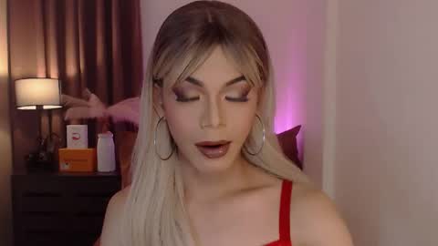 Snapshot of goddessmichaella chatting on 22, 12, 2024 Michaella online show from 22, 12, 2024