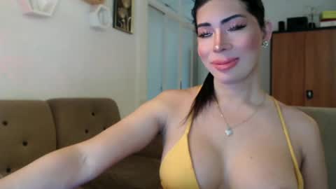 Snapshot of goddessofbigcock chatting on 15, 6, 2026 Eva online show from 15, 6, 2026