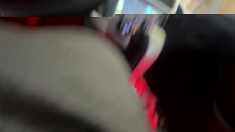 SirCumzalottt online show from 12, 1, 2025