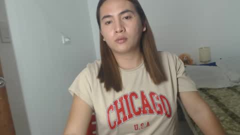 Snapshot of goldbella_ chatting on 11, 2, 2025 bella online show from 11, 2, 2025