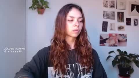 Snapshot of golden_alaska chatting on 28, 9, 2025 Alaska online show from 28, 9, 2025