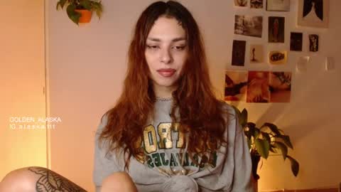 Snapshot of golden_alaska chatting on 13, 11, 2025 Alaska online show from 13, 11, 2025