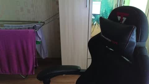 Golden boyyy21 online show from 10, 4, 2026