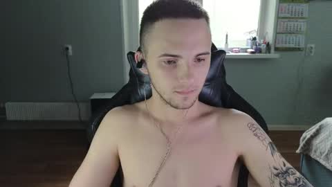 Snapshot of golden_boyyy21 chatting on 25, 5, 2026 Golden boyyy21 online show from 25, 5, 2026