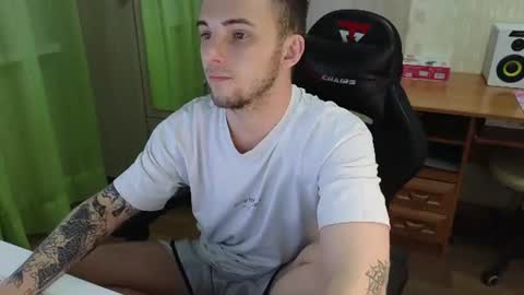 Golden boyyy21 online show from 25, 7, 2026
