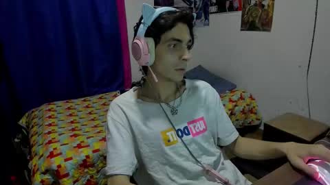 Snapshot of golden_ryan chatting on 10, 2, 2026 Jmmmm online show from 10, 2, 2026