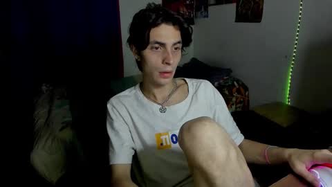 Snapshot of golden_ryan chatting on 26, 2, 2026 Jmmmm online show from 26, 2, 2026