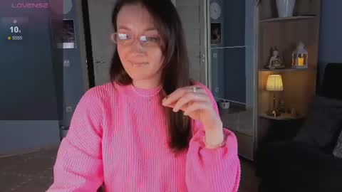Snapshot of goldencrystaal chatting on 18, 6, 2026 GoldenCrystal online show from 18, 6, 2026