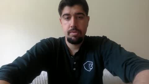 Snapshot of goldenglove35 chatting on 6, 5, 2026 Golden-Glove online show from 6, 5, 2026