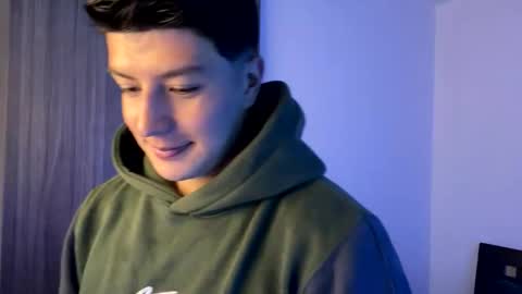 goldenknight33 online show from 1, 12, 2025