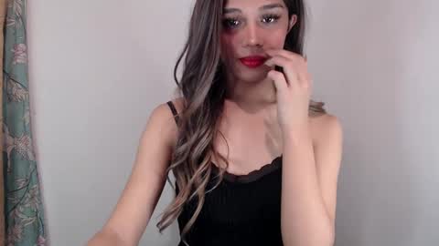 Snapshot of goldenlily69 chatting on 27, 2, 2025 Lily is Gold online show from 27, 2, 2025