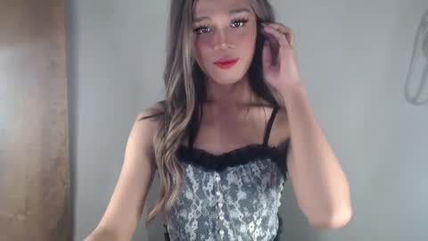 Snapshot of goldenlily69 chatting on 28, 2, 2025 Lily is Gold online show from 28, 2, 2025