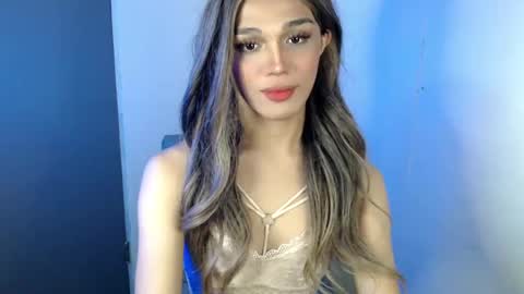 Snapshot of goldenlily69 chatting on 5, 3, 2025 Lily is Gold online show from 5, 3, 2025