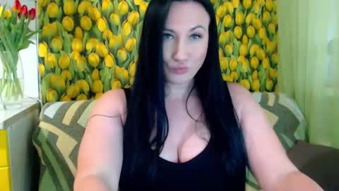 goldmoonn online show from 8, 3, 2025